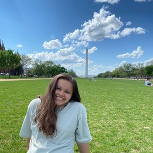 Meet your Posher, Jenna